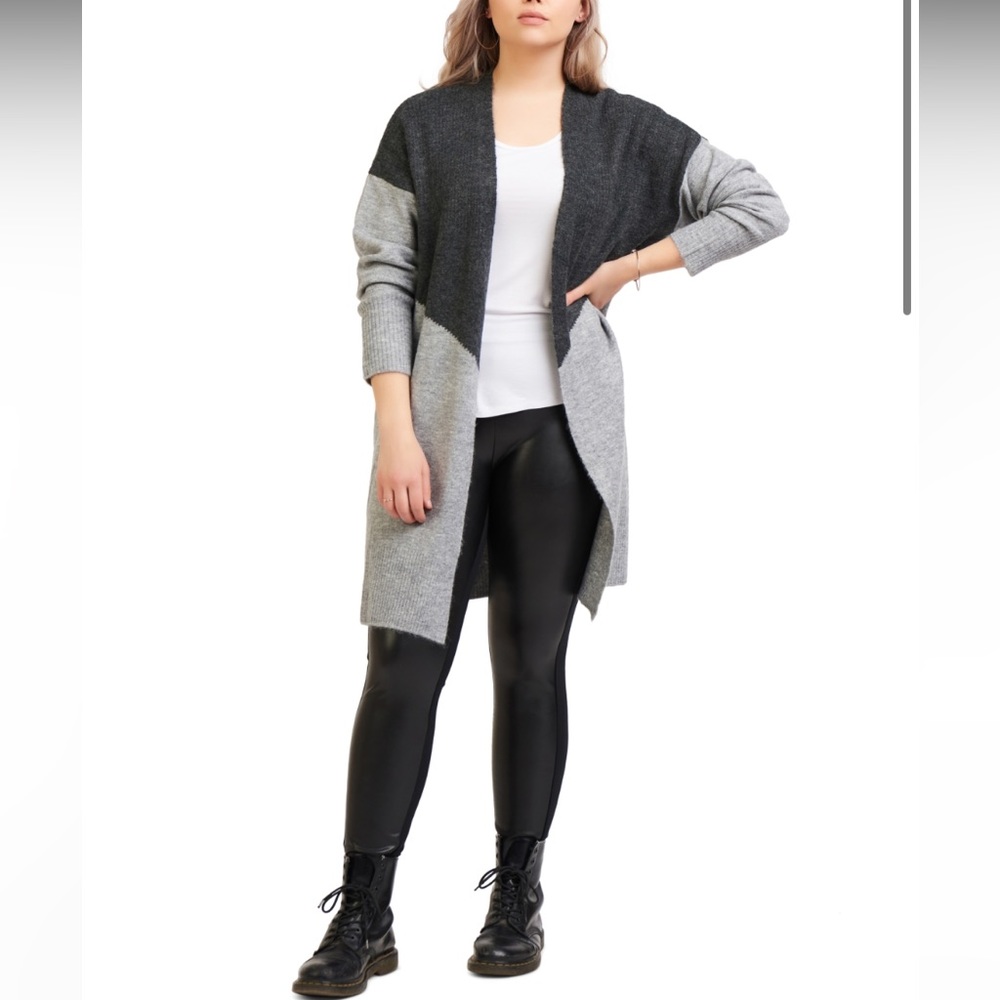 NWT NEW Black Tape Trendy Colorblocked Cardigan